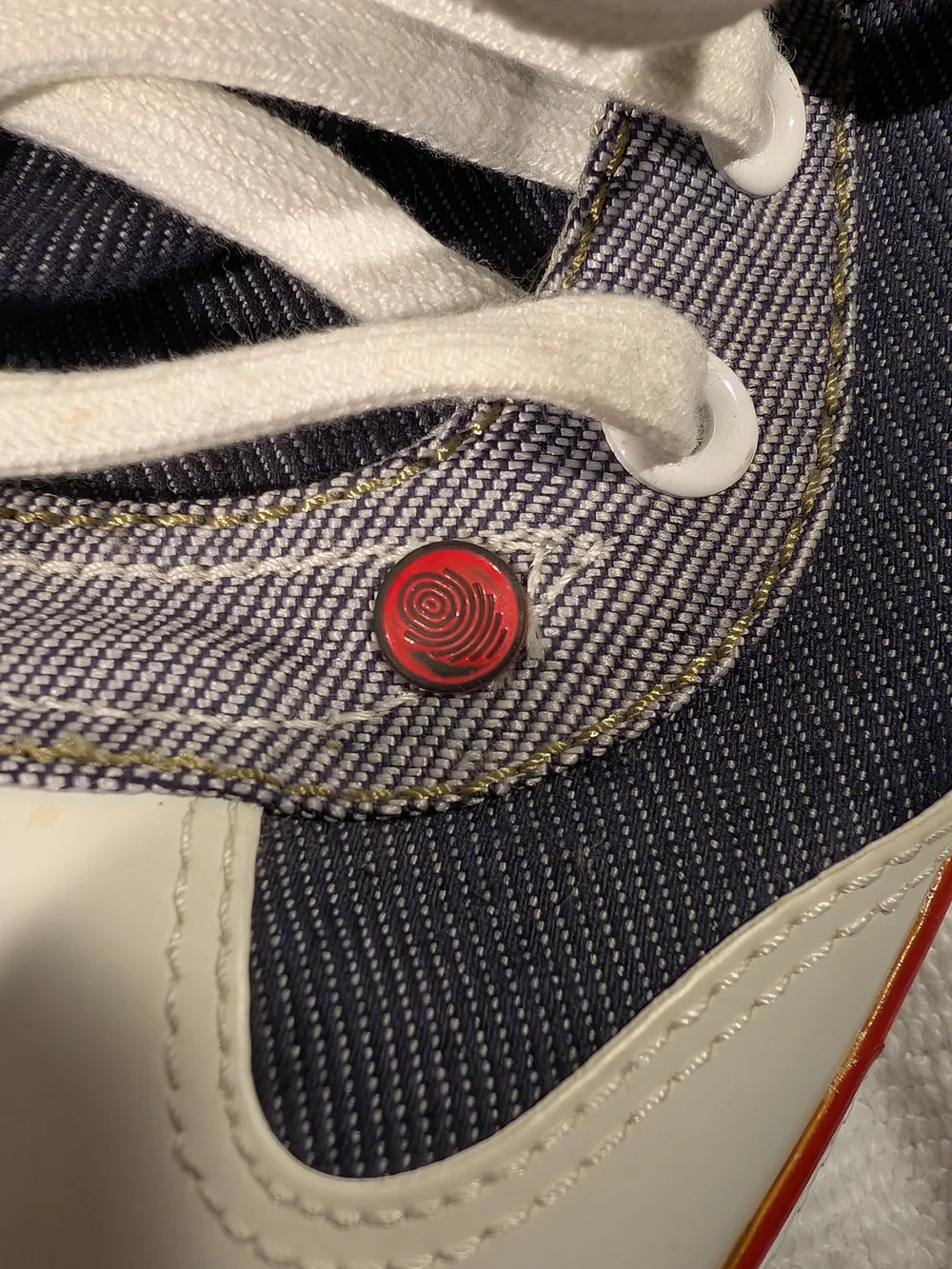 Men's High-Top Canvas Sneakers in Navy and White